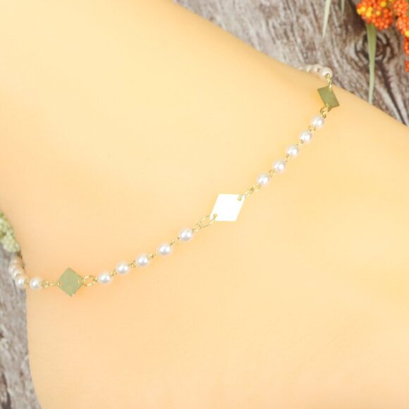 Dainty Anklet for Women – Elegant Everyday Jewelry & Perfect Gift | MLCRC1790 - Picture 1 of 10